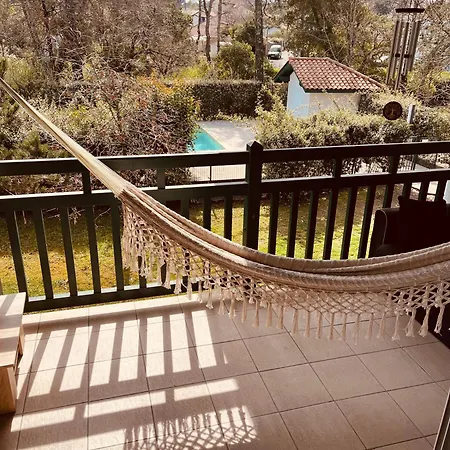 דירה Cosy Avec Piscine קפברטון